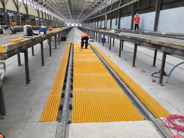 Đánh Giá Chi Tiết Sàn Grating Composite Chịu Lực Cao Chống Ăn Mòn của Hòa Bình