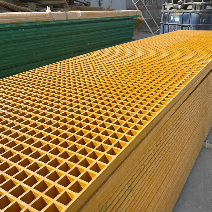 Tính Năng Và Ưu Điểm Của Sàn Grating Composite - Giải Pháp Hiện Đại Cho Môi Trường Công Nghiệp Và Xây Dựng